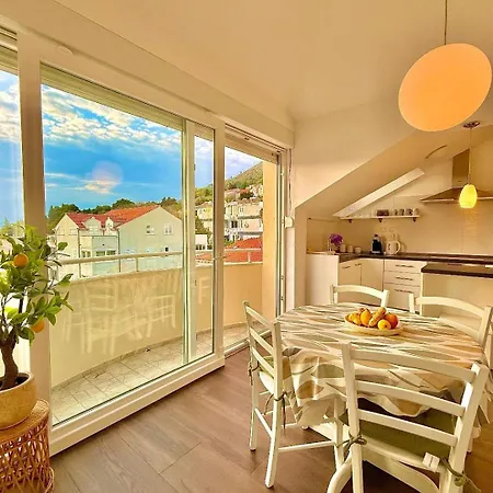 度假居 Penthouse, Panoramic Terrace & Free Parking 杜布罗夫尼克